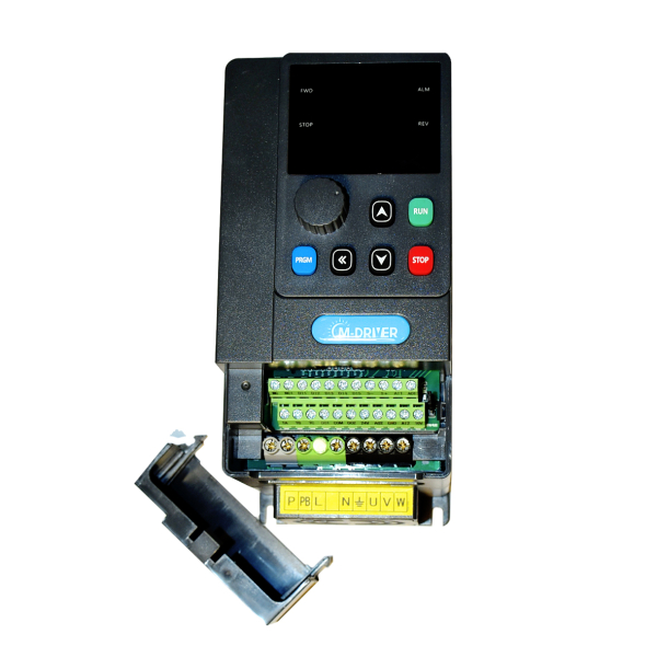 Фото - Частотний перетворювач з 220В 1фаза на 220В 3фази (1/3фаза) векторний 2.2KW M-Driver