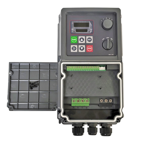 Фото - Частотний перетворювач з 220В 1фаза на 220В 3фази (1/3фаза) векторний 4KW M-Driver 980 з класом захисту IP66