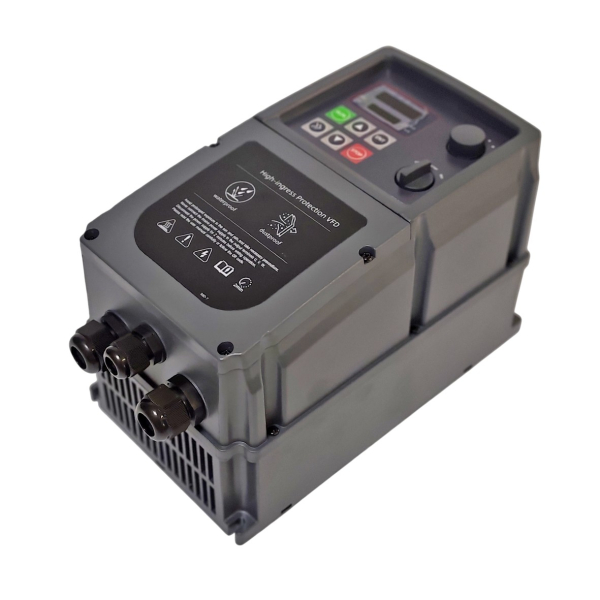 Фото - Частотний перетворювач з 220В 1фаза на 220В 3фази (1/3фаза) векторний 4KW M-Driver 980 з класом захисту IP66