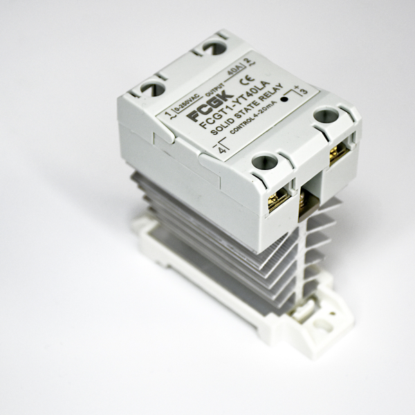 Фото - SSR регулятор потужності 1фаза  FCGT1-YT40VD, 40А, DC-AC (86544)
